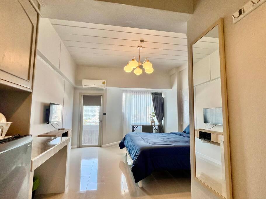 Soi7 Pattaya Thiantong Conditel-263